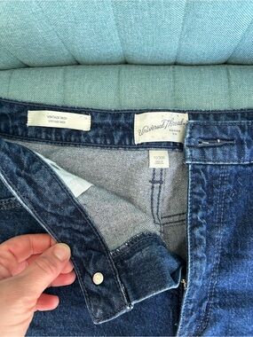 Universal Thread Dark Blue High-Rise Denim Shorts